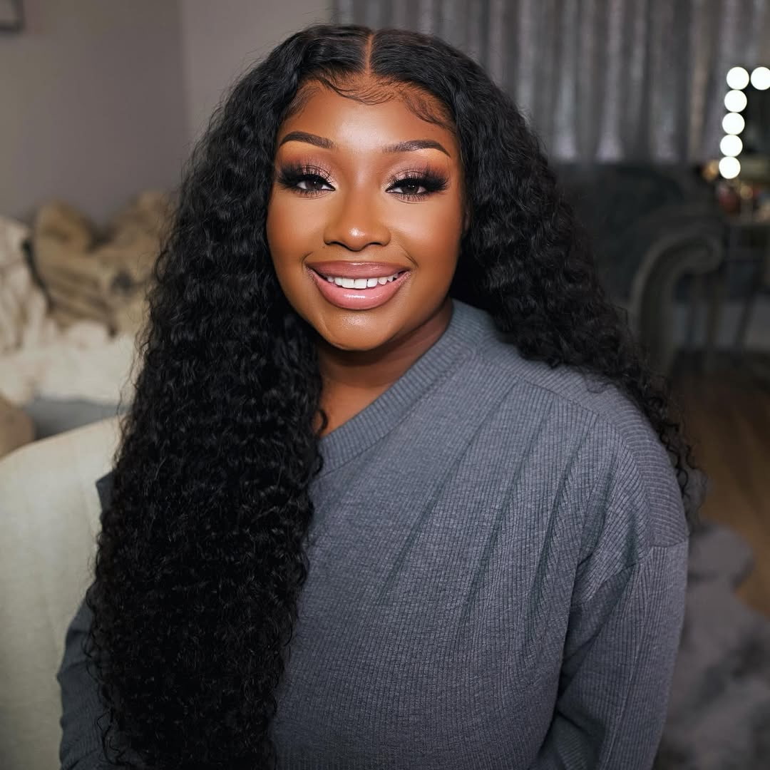 Makeupd0ll flawless makeup routine using her favorite face base products