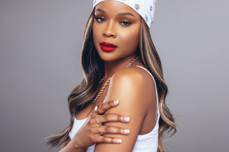 R&B Songstress Ajiona Alexus Releases Her Latest Single “Made For Me”