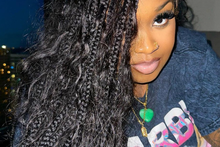 Meet Celebrity Hair Stylist Daisy