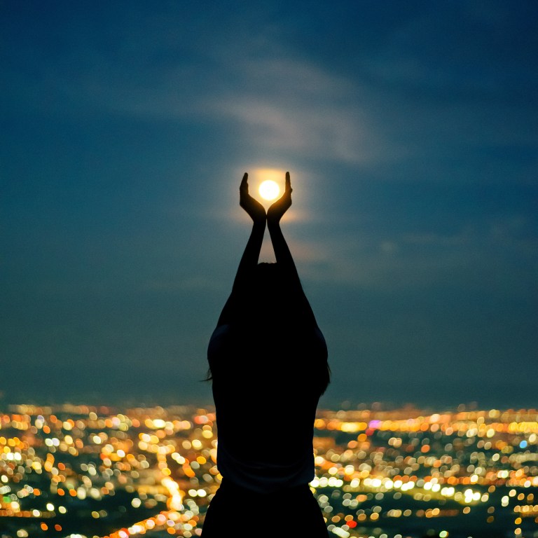 The Full Moon In Capricorn 2023: Seek Security Inside & Out