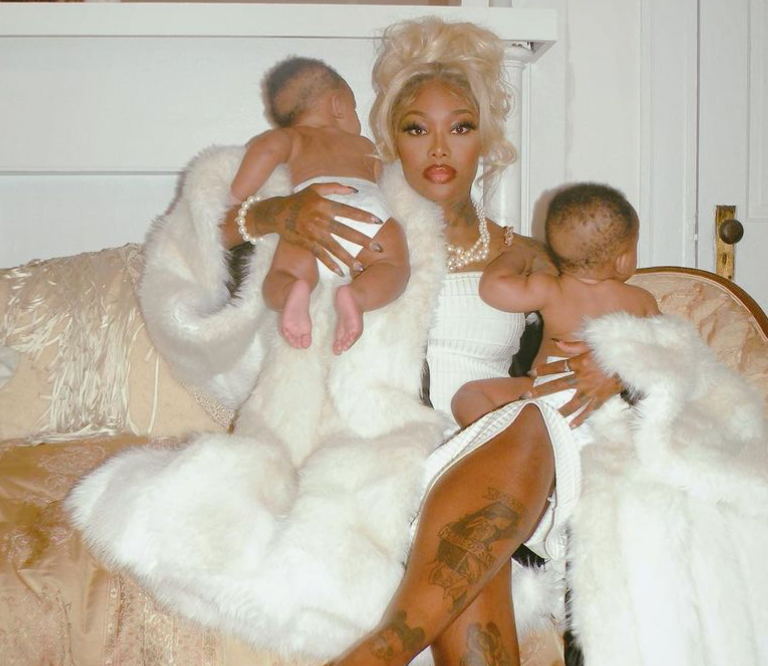 Summer Walker Is Killing It! Balancing Motherhood & Me Time!