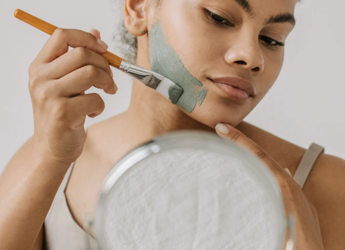 Nourish Your Skin with a DIY Avocado Honey Face Mask