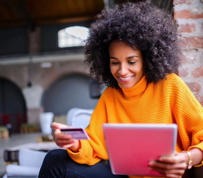 ‘Tis the Season for Stress-Free Shopping: Embracing Online Shopping for the Holidays