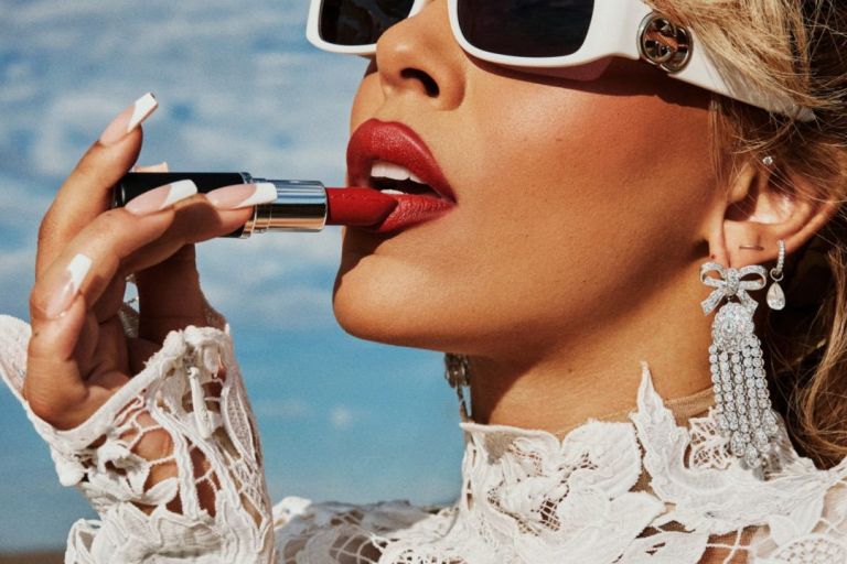 Red Cherry Lips on Doja Cat: A Ruby Woo Moment Worth Repeating