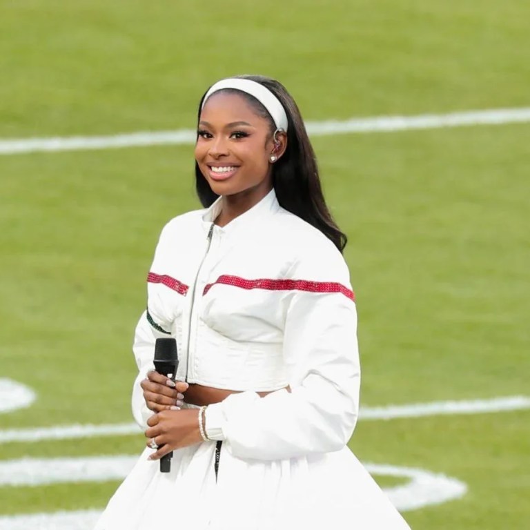 A Queen Honoring a Legend: Coco Jones Channels Whitney Houston at the 2026 Super Bowl