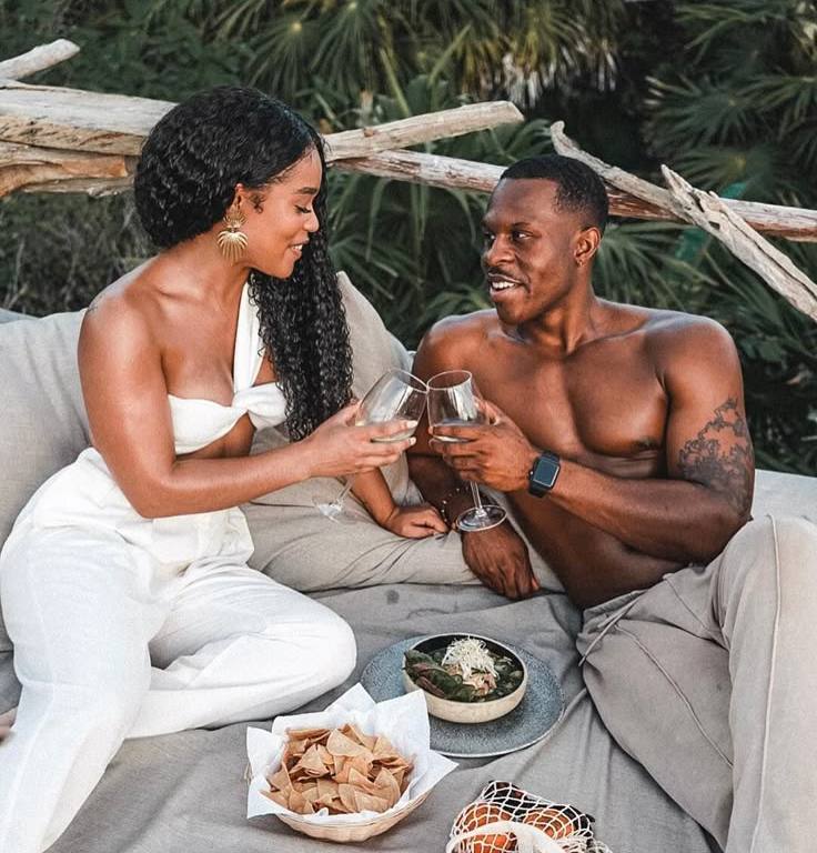 Get Your Money Right: The Ultimate Financial Refresh for Your Summer Baecation