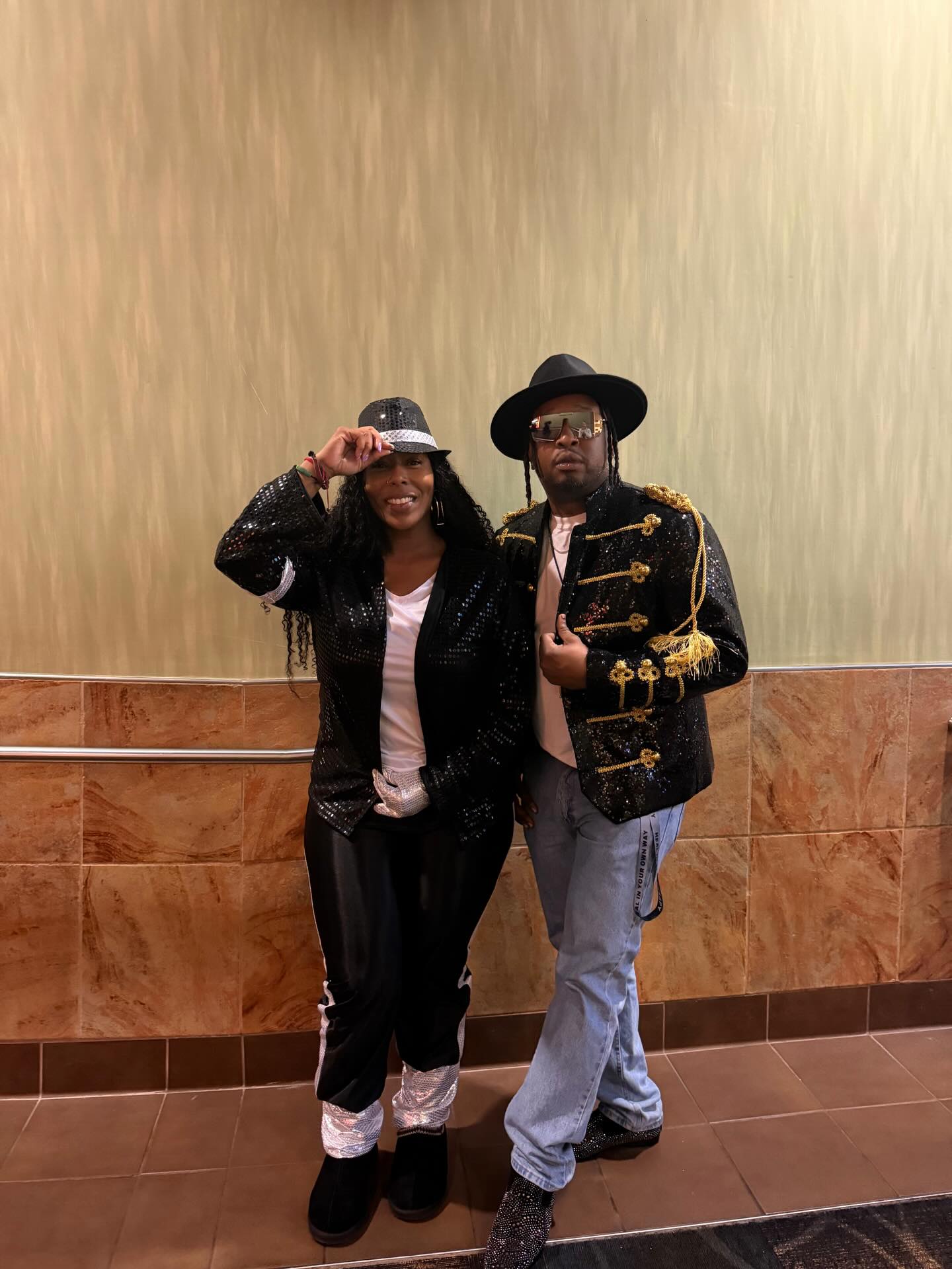 671132350 18456042469129403 7551738842403377605 N