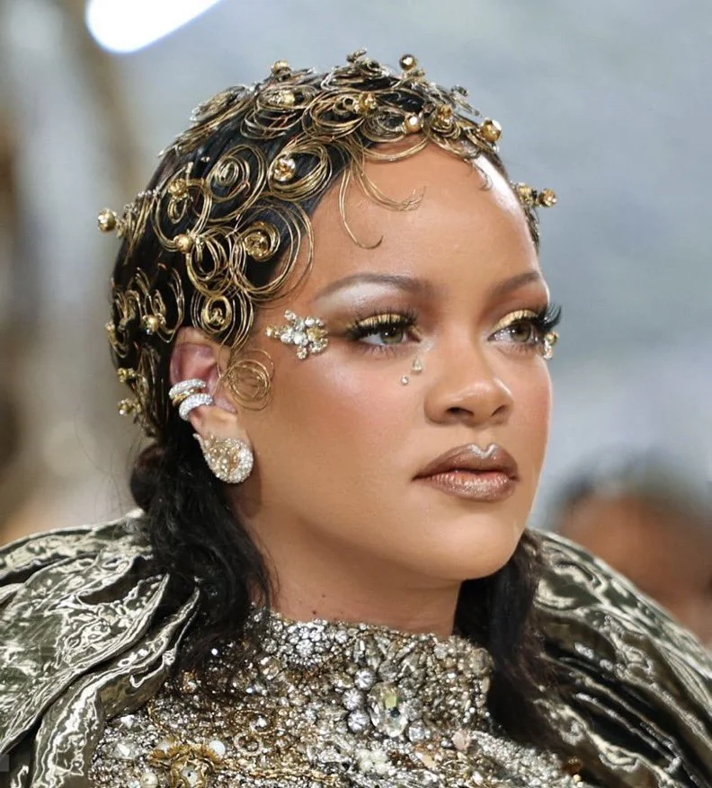 Met Gala Headpiece Trends: 2026 Red Carpet Highlights