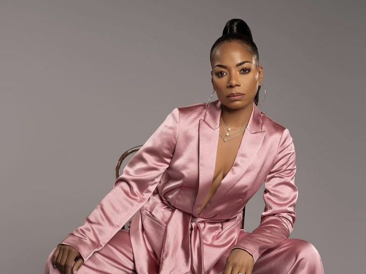 The Glow Architect: How Mechelle Evans Is Revolutionizing Beauty, Confidence, and Ageless Skin