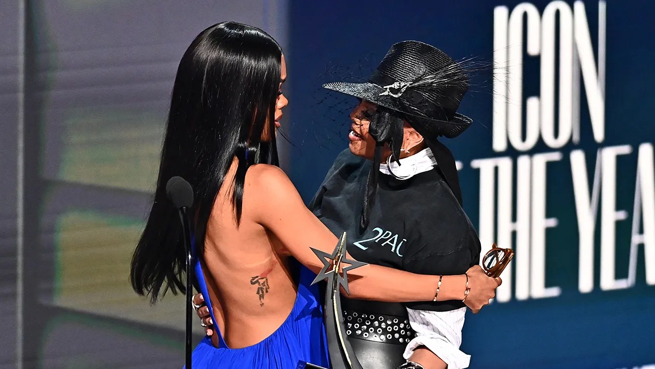 Teyana Taylor Janet Jackson BET Awards Main 2026jpg 2