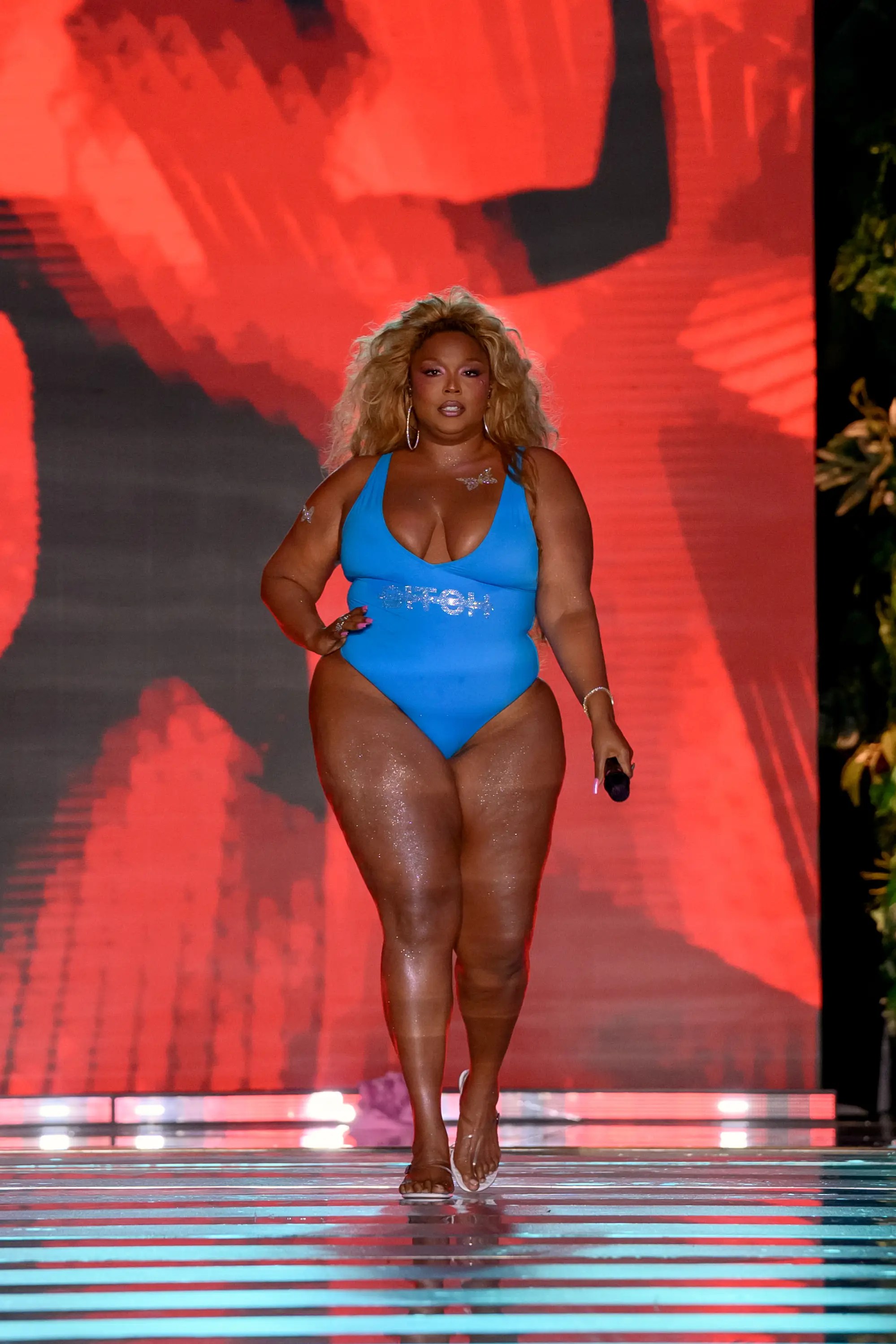 Images VoltaxMediaLibrary Production Si Swimsuit 01ksz80tdbpwe39r5rbyjpg C0ffa9