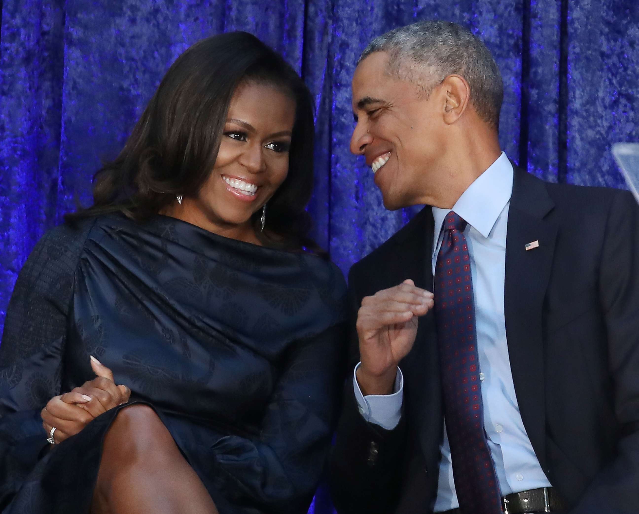 Obama Barack Michelle 02 Gty Llr 221003 1664818128950 HpMain 5aeeda