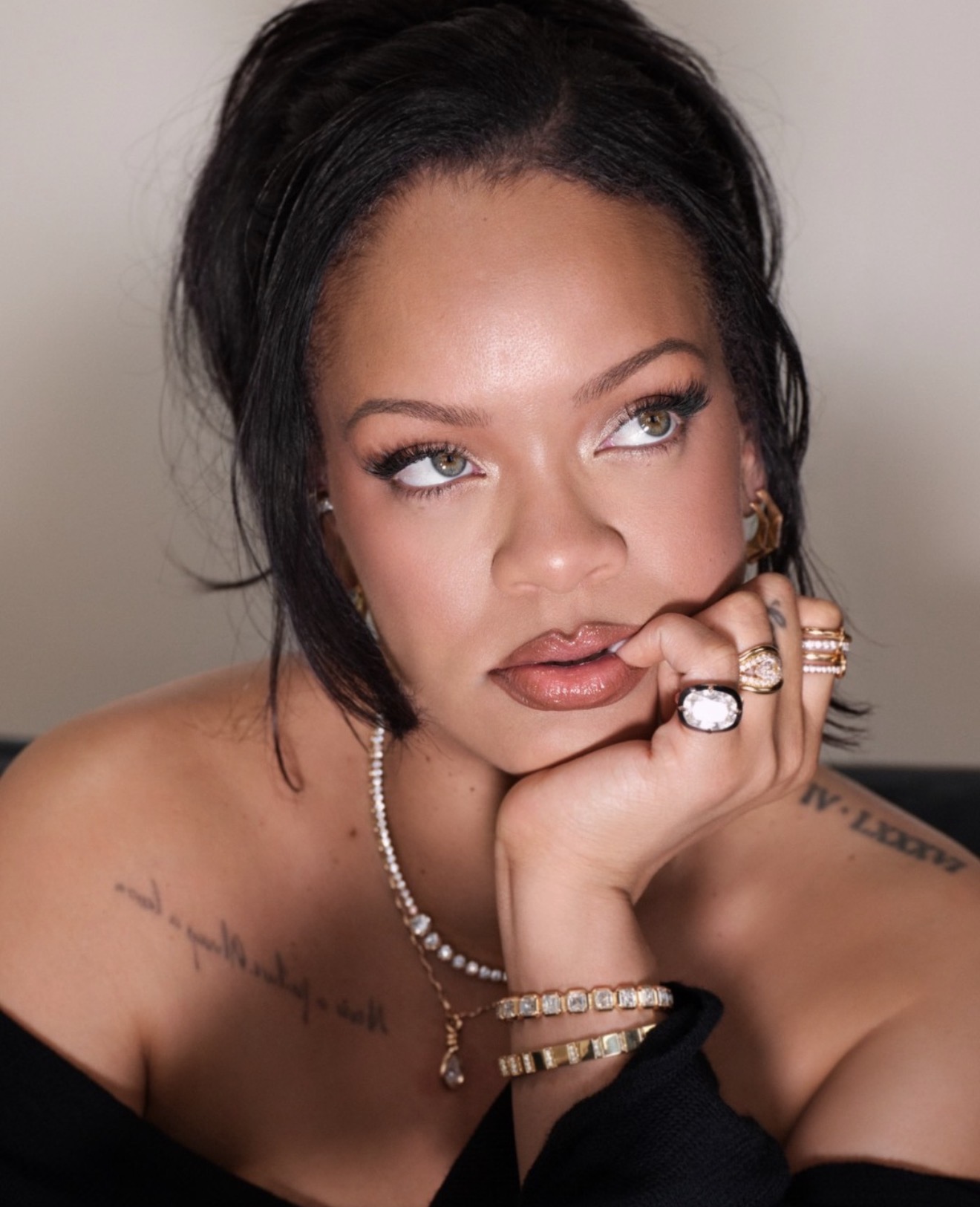 Rihanna Went Live On TikTok?!